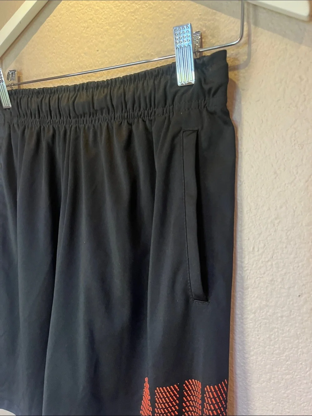 Nike Boys Shorts Size Large Black Orange Logo